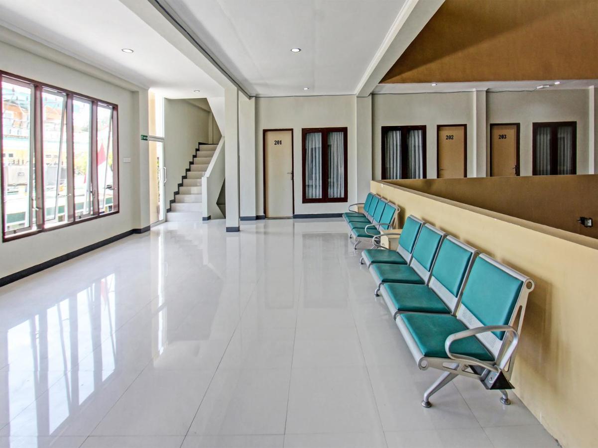 Capital O 91617 Hotel Mutiara Lombok Exterior foto
