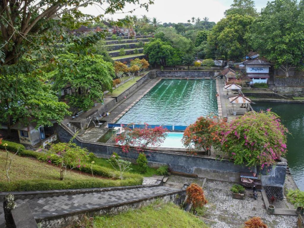 Capital O 91617 Hotel Mutiara Lombok Exterior foto